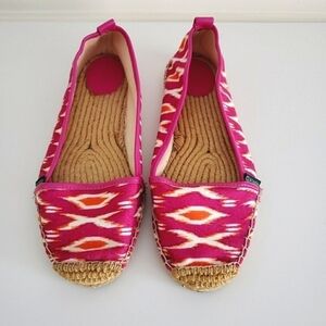 C. Wonder Pink Espadrille Flats Size 8M🌴